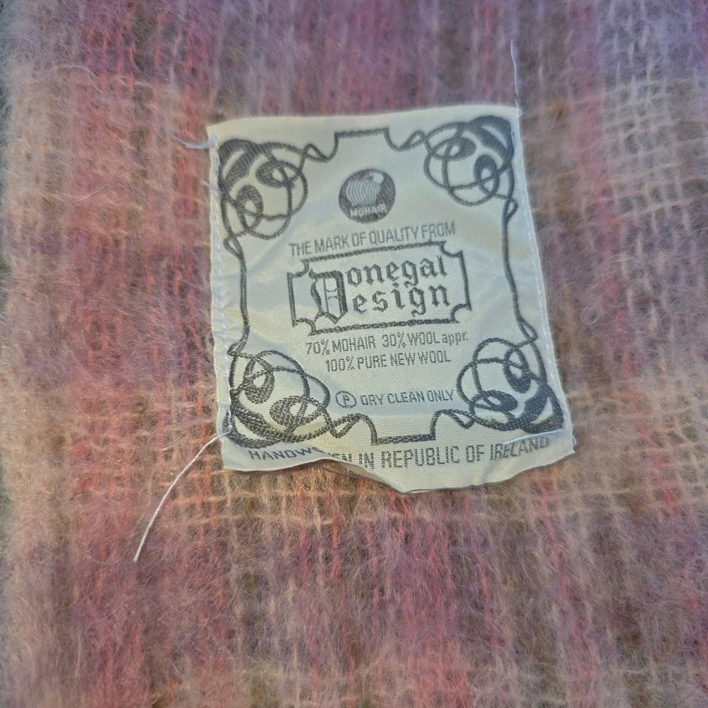 Donegal Design Ireland Mohair Wool Pink Purple Plaid Fringed Throw Blanket 60x54